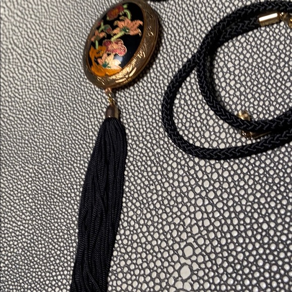 VTG 80s Cloisonné Locket Necklace with Tassel - Picture 2 of 7